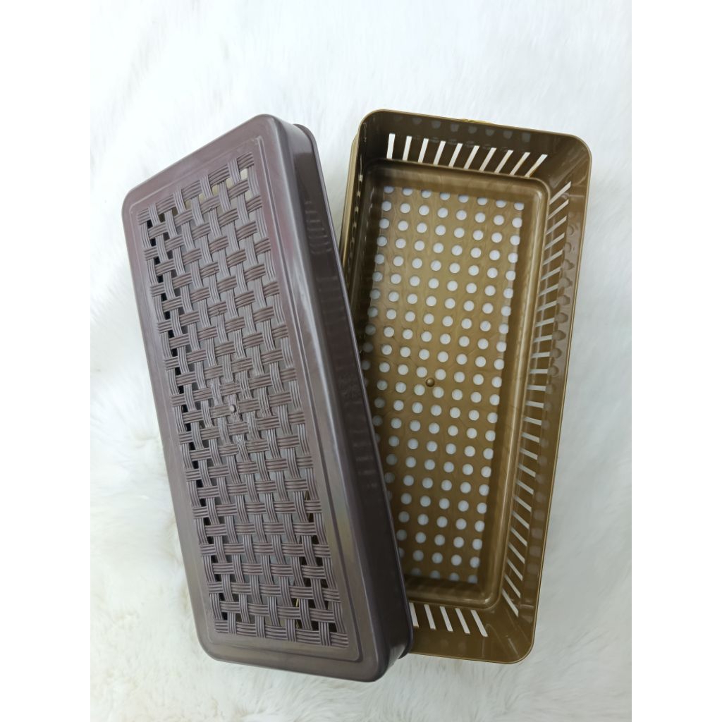 

BOX MULTICASE/ BOX CAT /WADAH ALAT TULIS. (TERSEDIA ALAT KALIGRAFI LAINNYA )