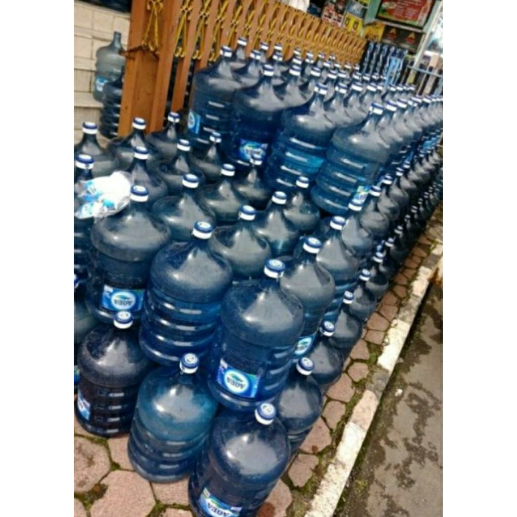 

GALON KOSONG AQUA 19 LITER GALON AQUA KOSONG