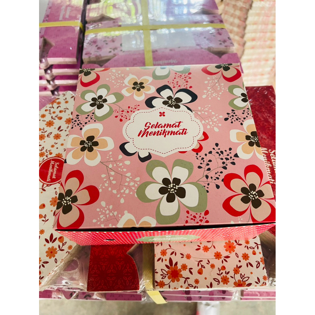 

100 pcs dus nasi, kotak nasi, box nasi, dus makanan, dus catering, dus modern uk 18x18 GRATIS MIKA 18x18