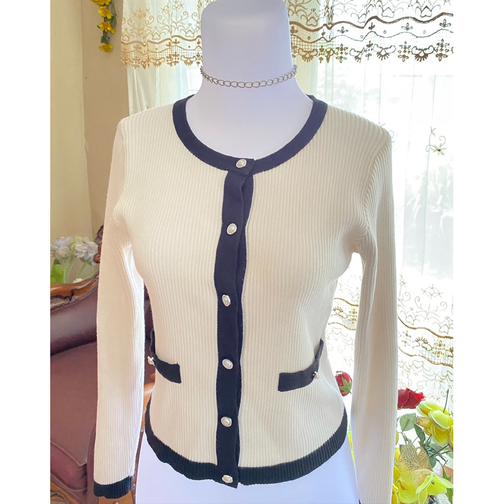 cardigan rajut warna cream atasan baju wanita