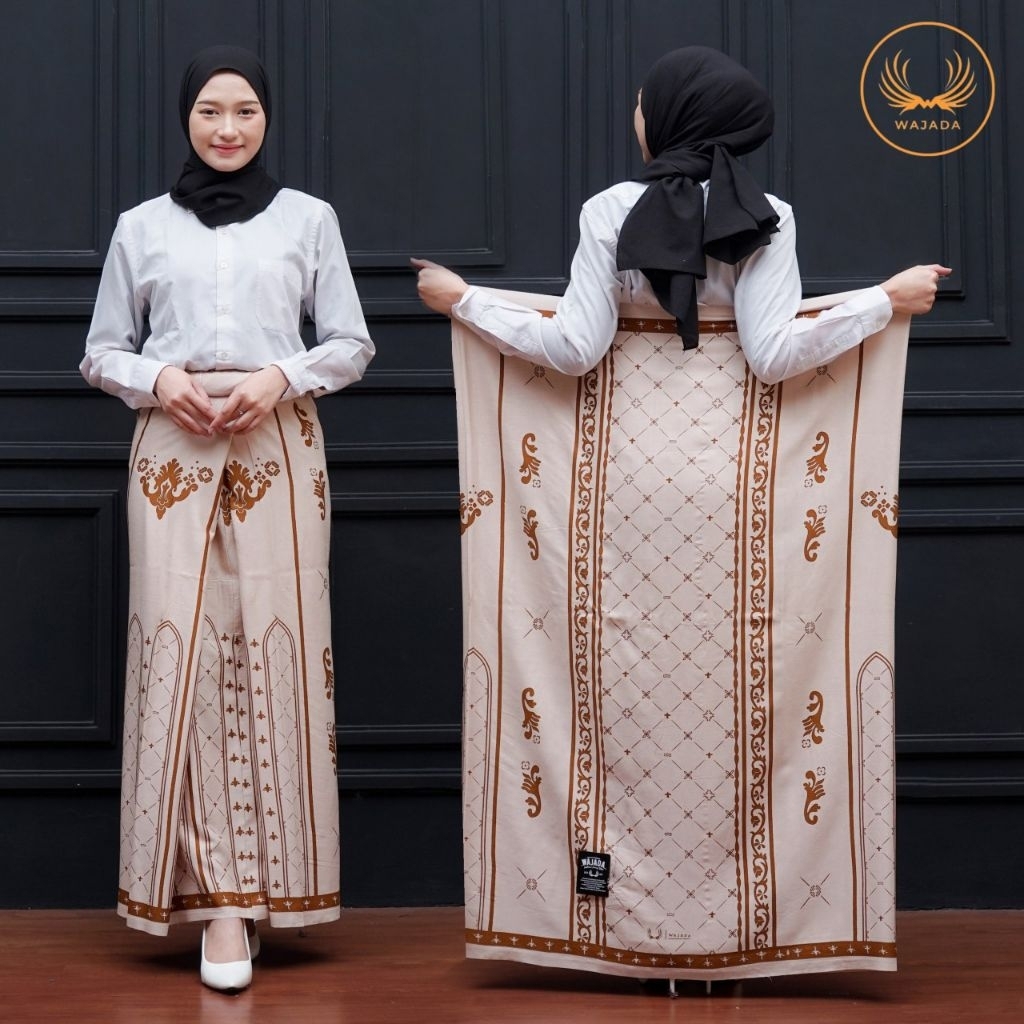 SARUNG /SANTRI /PUTRI /SARUNG/AQIL /SARUNG /GOYOR SANTRIWATI SARUNG BATIK