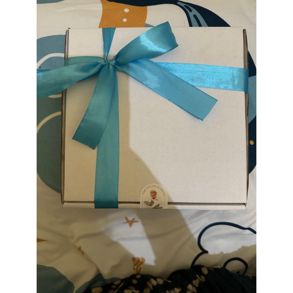 

box kado 20x20x5cm | lipat depan | kado ultah | kado newborn