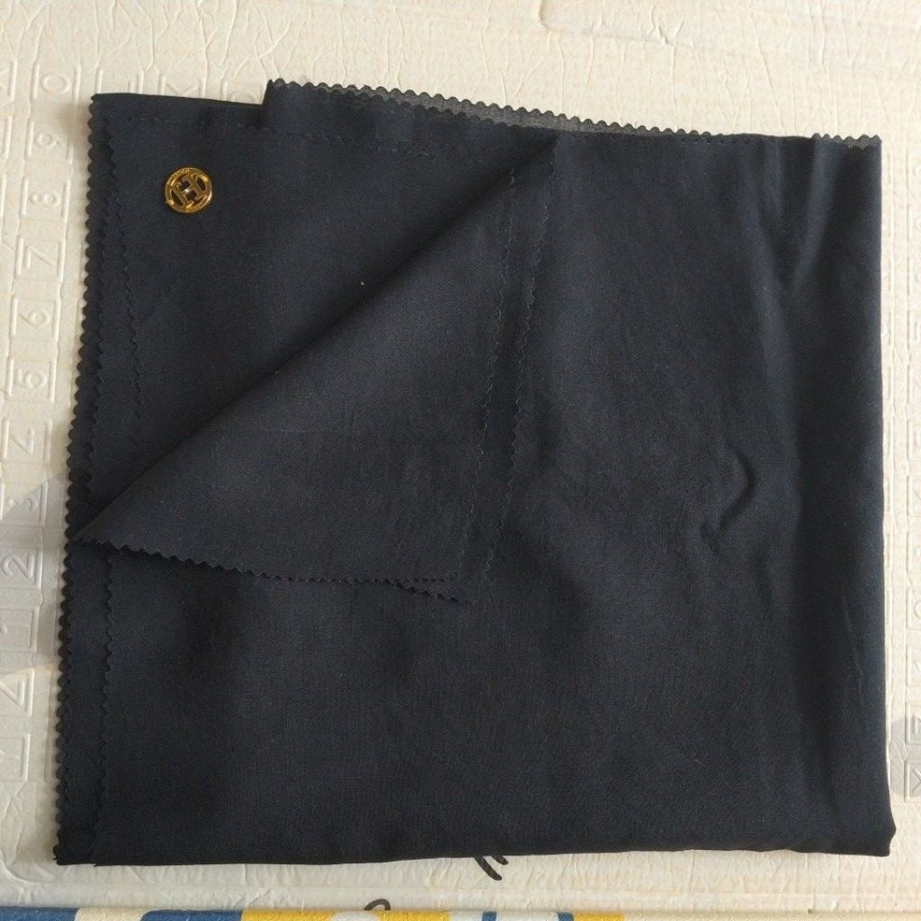 Preloved kerudung hijab Voal Sahara Syari/Jumbo Ultrafine Premium Hijabnah