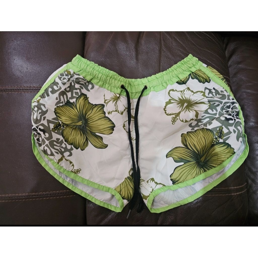 Celana Pendek Roxy Bali Wanita Bunga Hijau Size M
