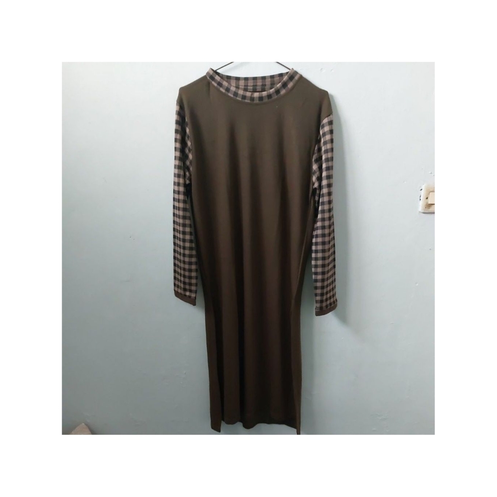Tunik wanita hijau army