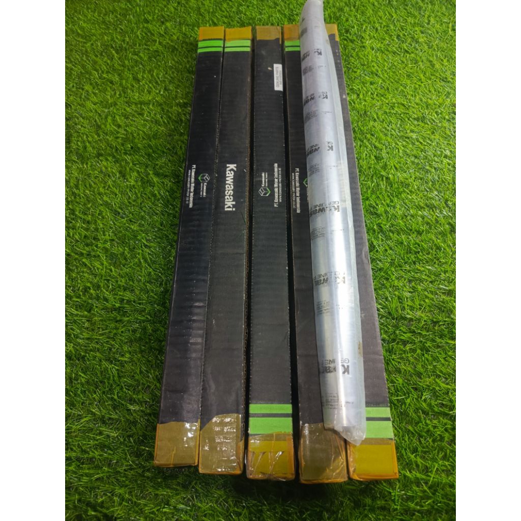 as skok/ lingisan skok depan ninja r/ss ori baru kwasaki