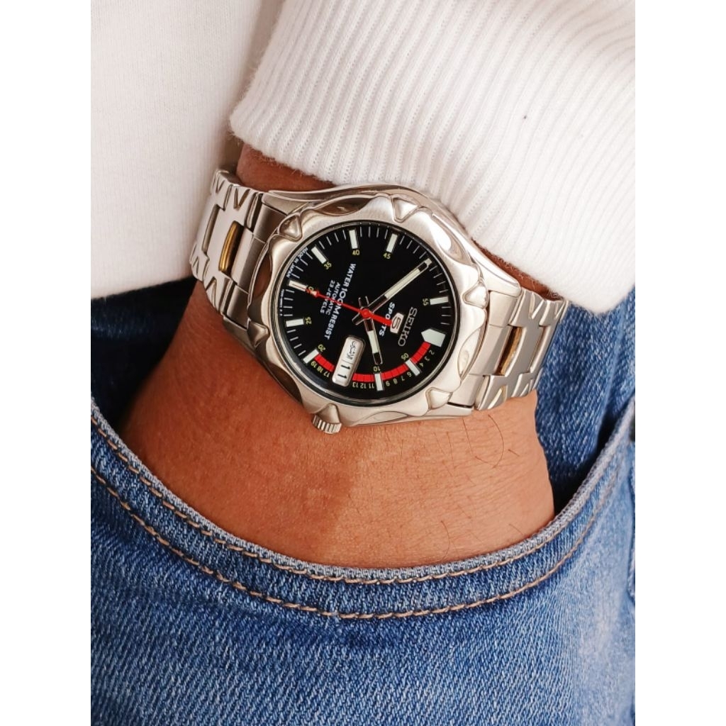 Seiko 5 Sports 100 Meter SNZ449J1 Arabic JDM 23 Jewels