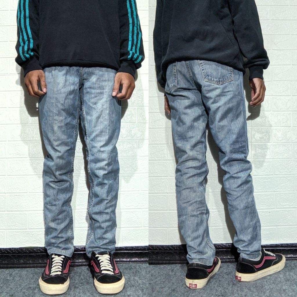 Size 27 Celana Panjang Jeans Tira Light Blue Washed Fading Slim fit Original Second Preloved #C2J100