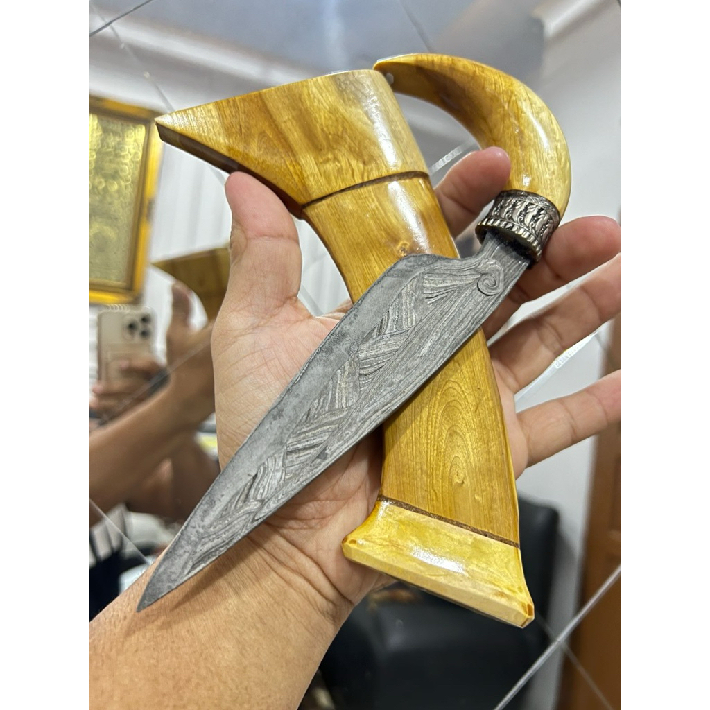 Ras Makassar tampusu