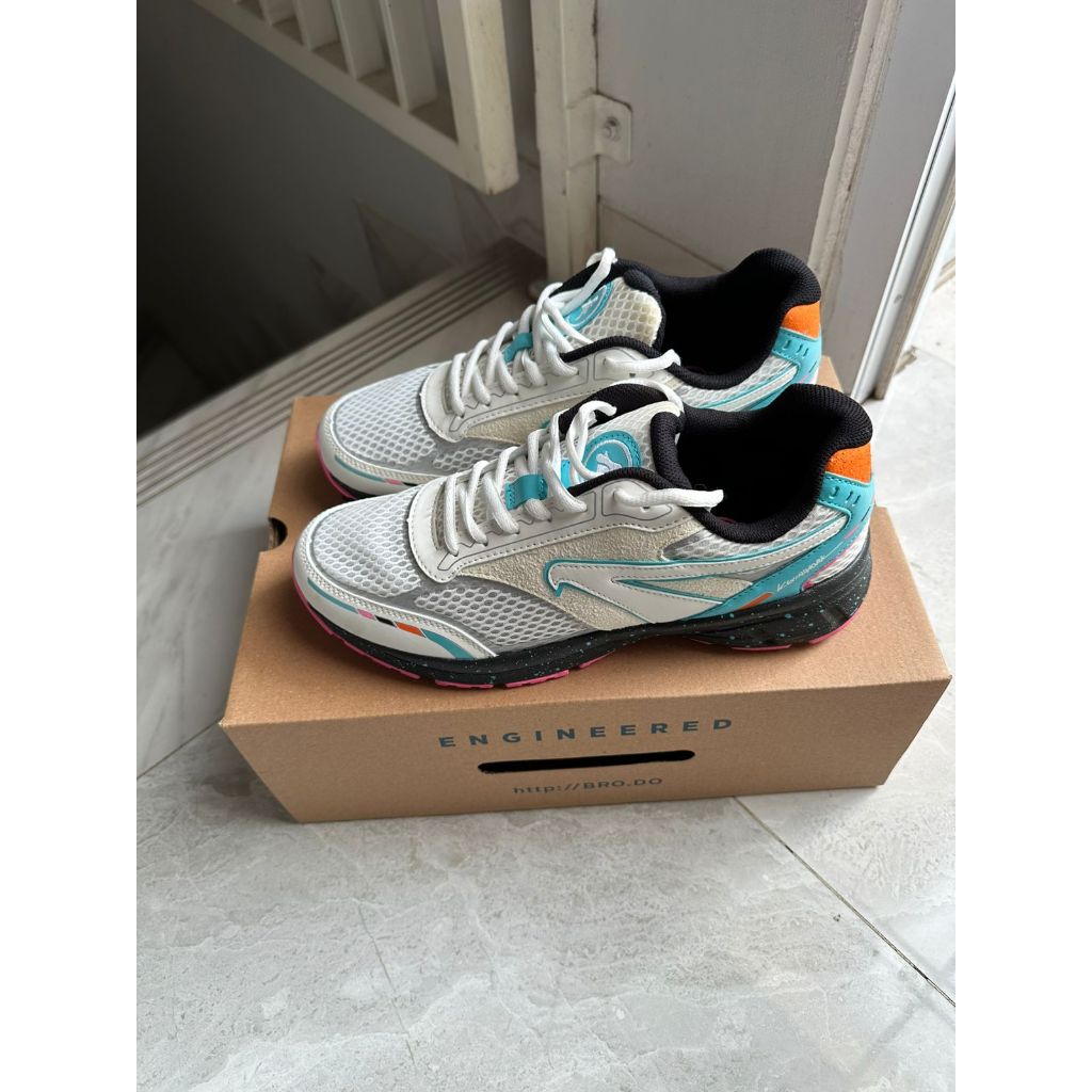 Brodo Ace Nova x Kevinswork Original Bekas Review 42 Putih White