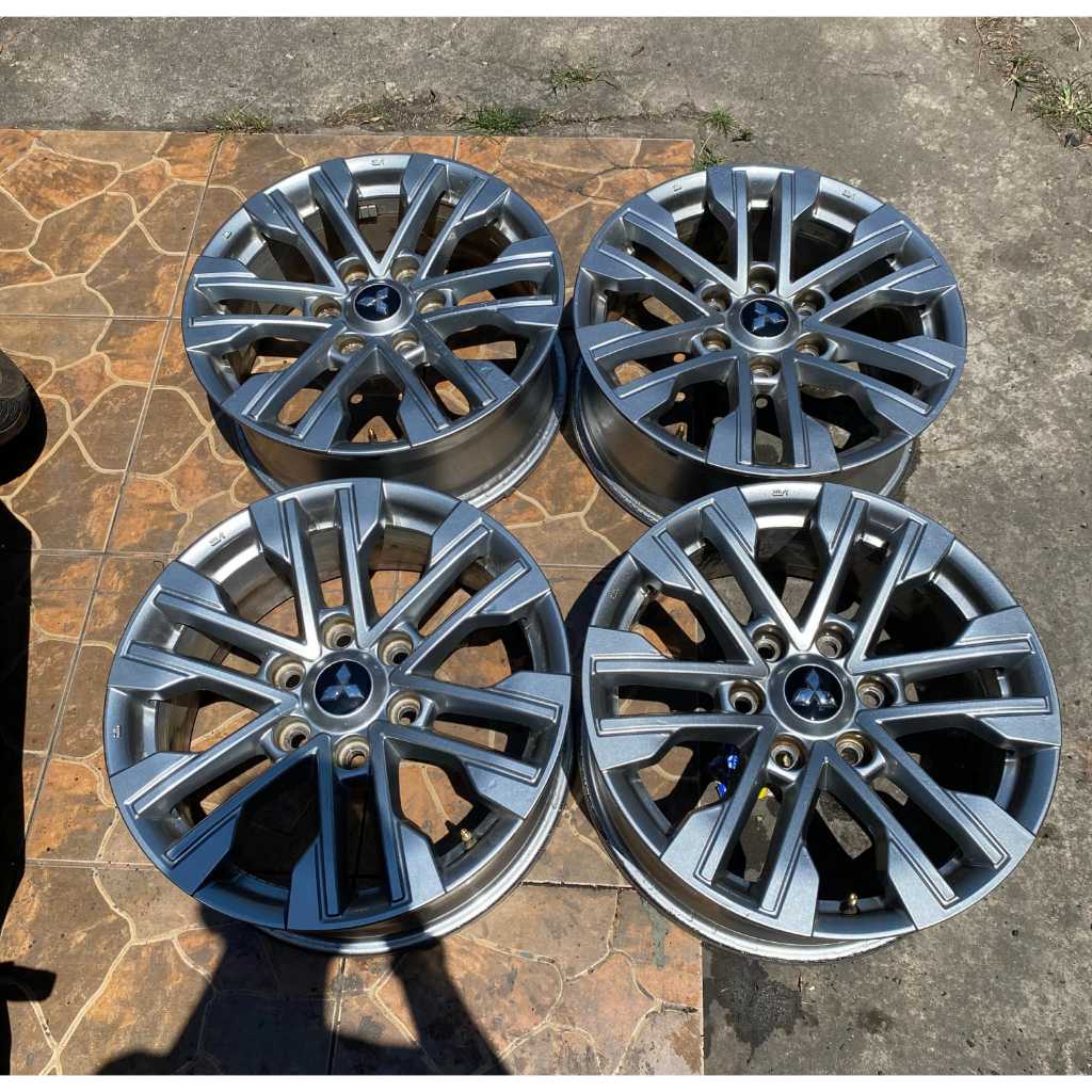 VELG MOBIL PAJERO RING 18 VELG BEKAS COPOTAN R18 PCD 6X139