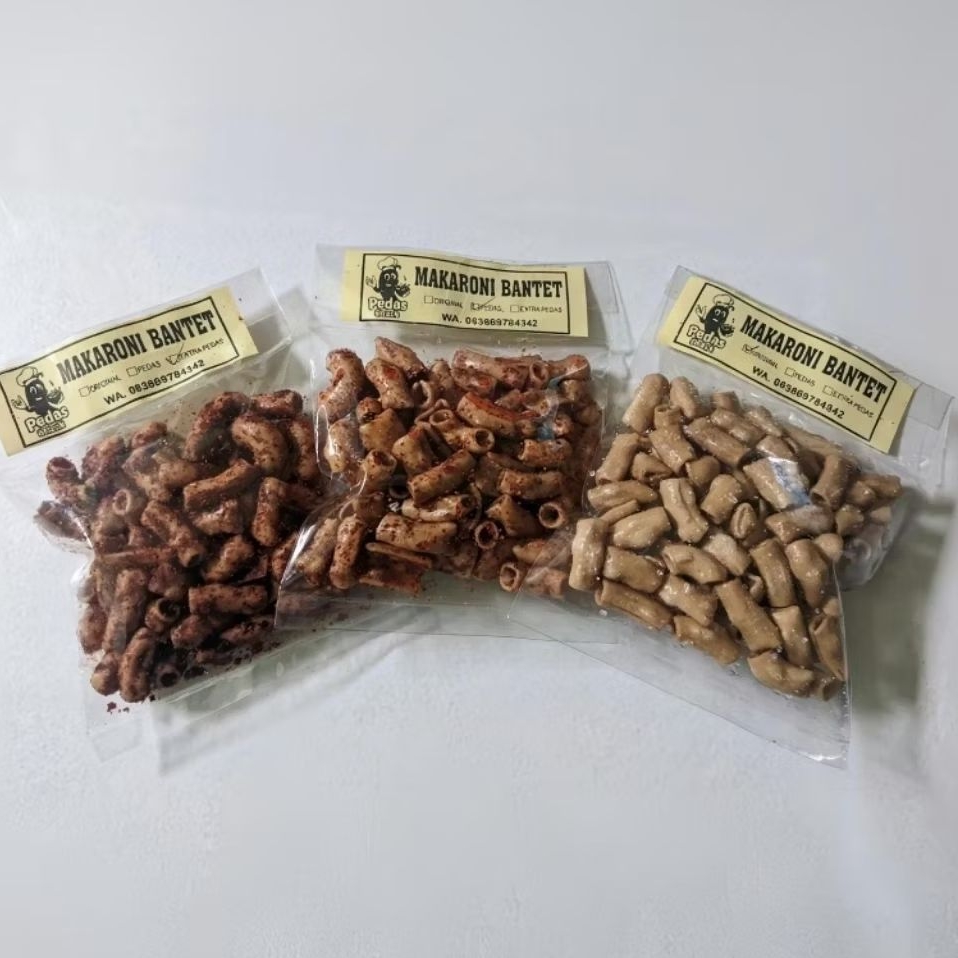 

Makaroni BANTET Pedas Gila | Snack Kering Gurih Pedas–Original, Pedas, Extra Pedas
