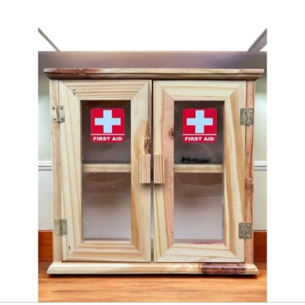 Kotak Obat P3K Kayu Portable / Box P3K Kayu Portable