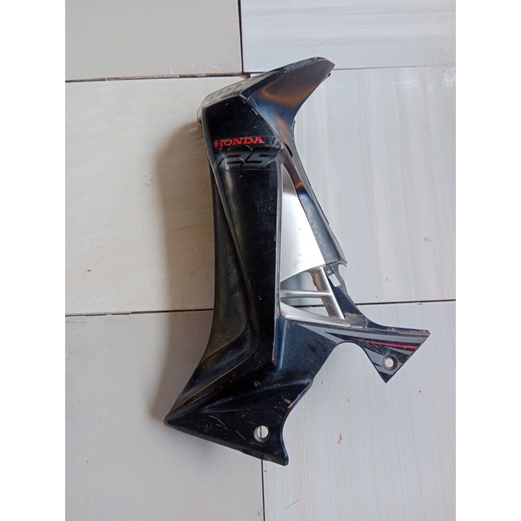 Sayap Honda Supra X 125 Batman cm Kiri. Original. Seken