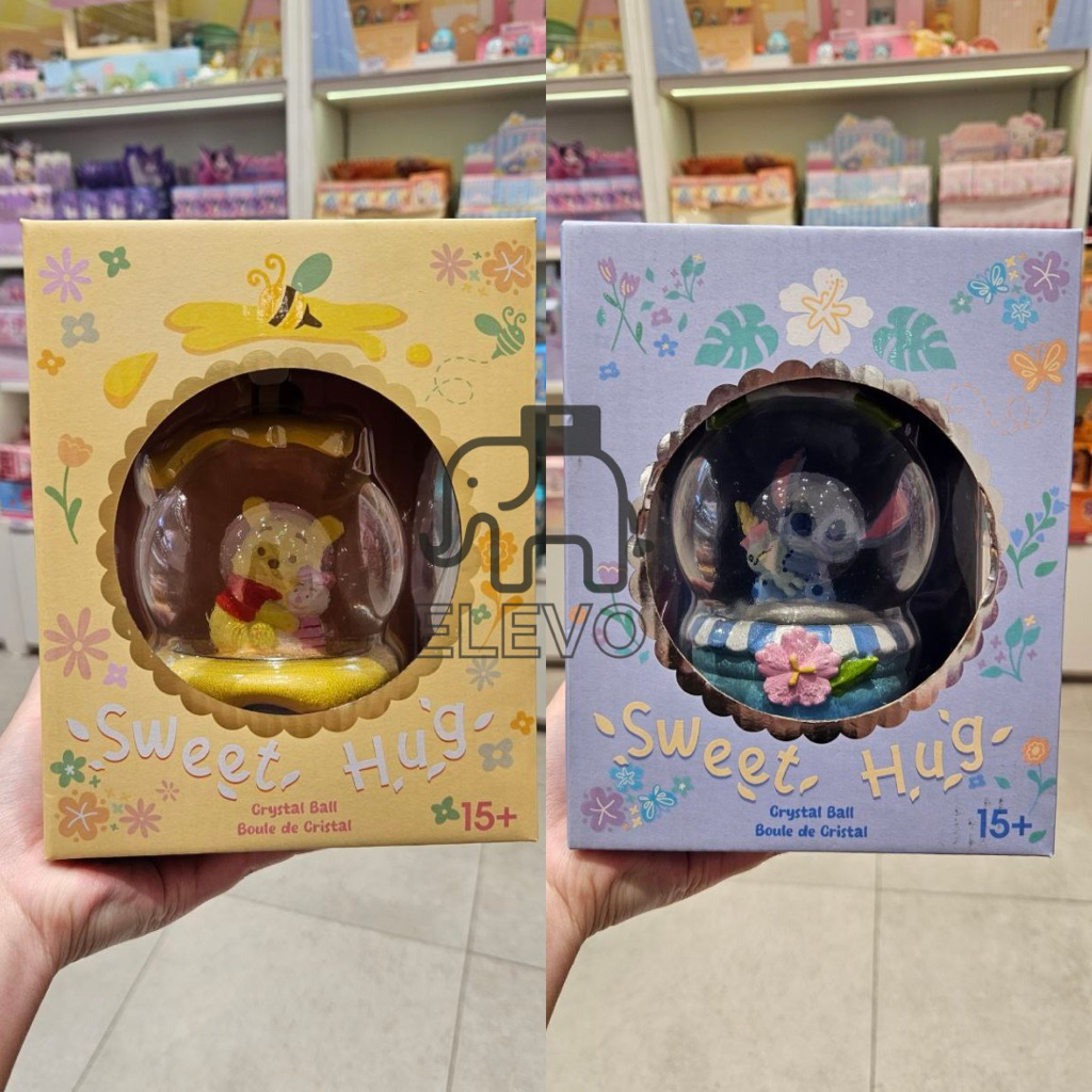 Miniso x Disney - Crystal Ball / Glass Kaca Figure Disney Sweet Hug Collection (Stitch / Winnie The 