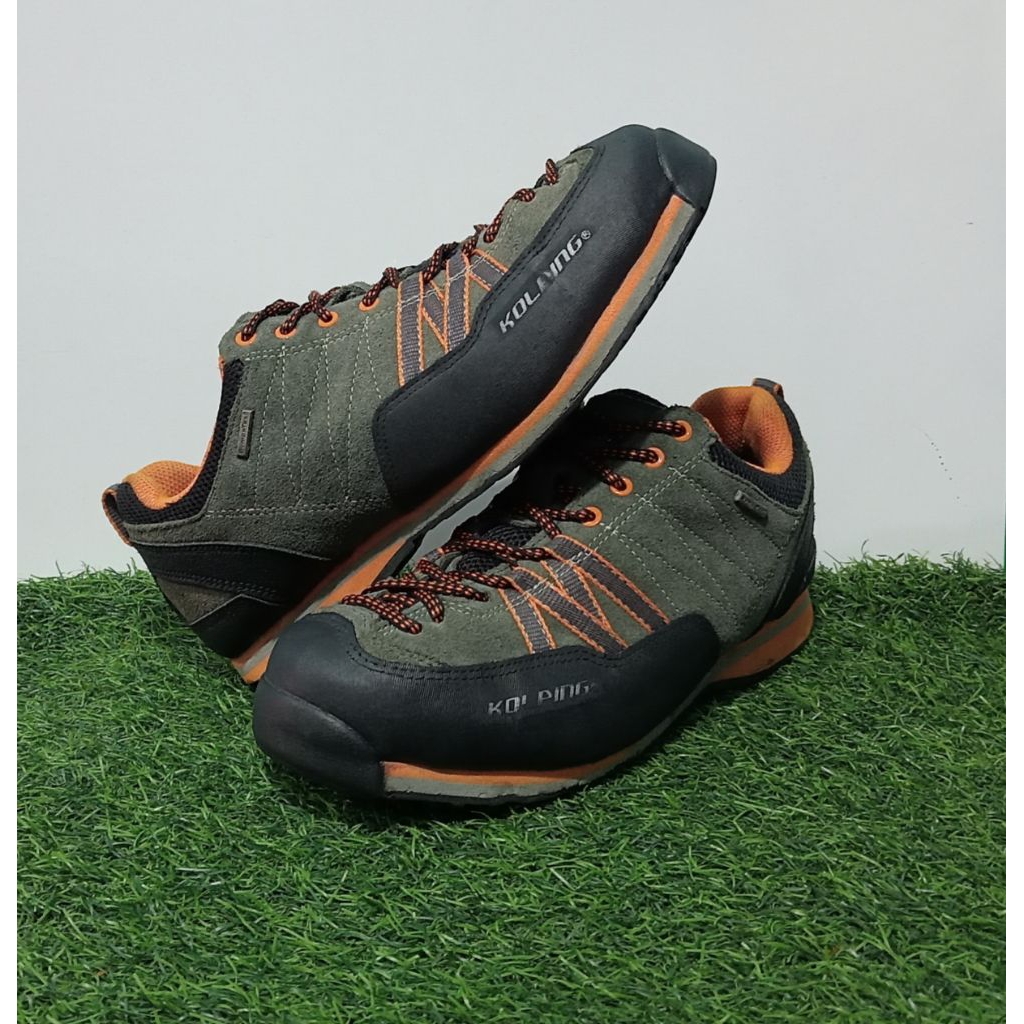 Sepatu Outdoor Second KOLPING low cut 41/25,5cm