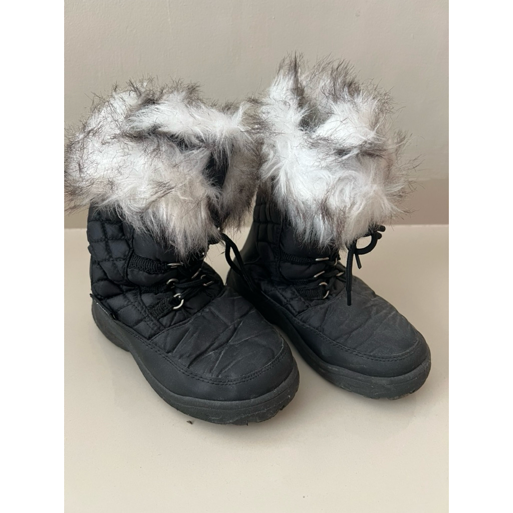 Preloved boots winter anak.