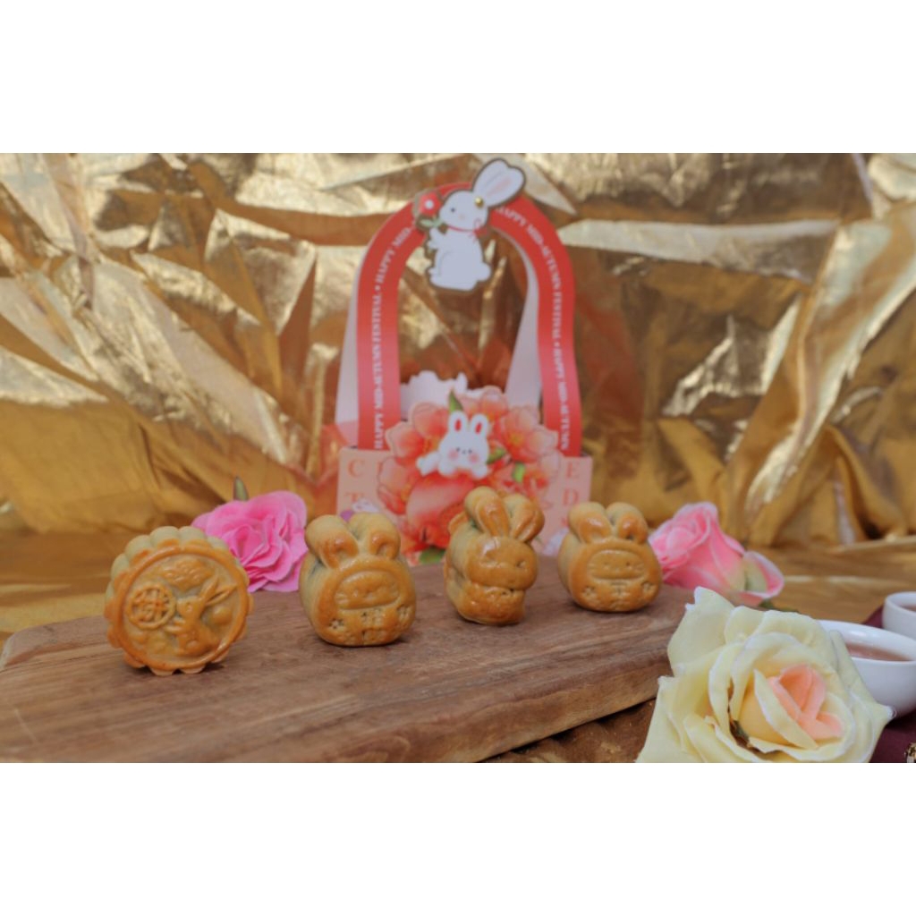 

little rabbit mooncake / tiongtjiupia karakter /4pcs mooncake