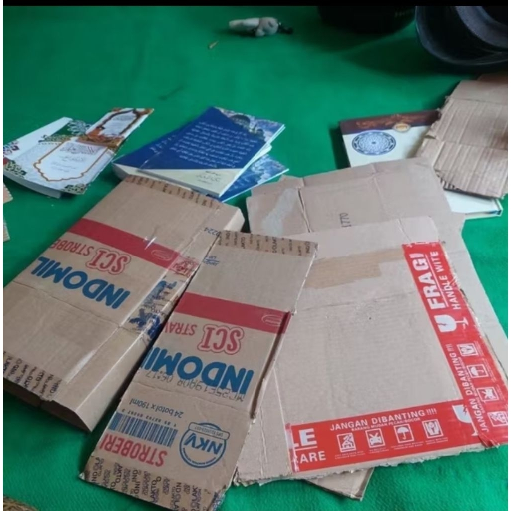 

KERDUS PECKING WAJIB DI BAWAH BELANJA 100.000