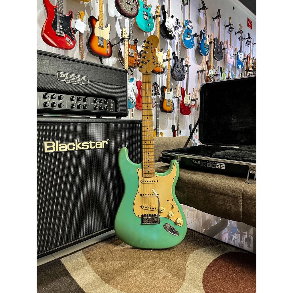 Fender stratocaster american highway one 2007 repaint