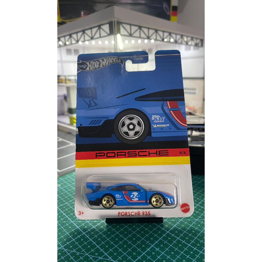 Hot Wheels Porsche Series Porsche 935 biru, 1989 Porsche 944 Turbo Hitam