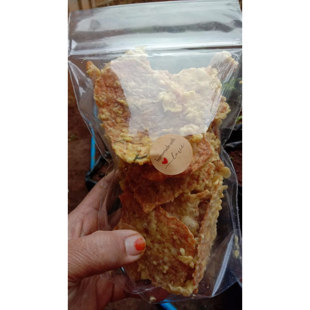 

TEMPE KERIPIK KOIN AZIZAH