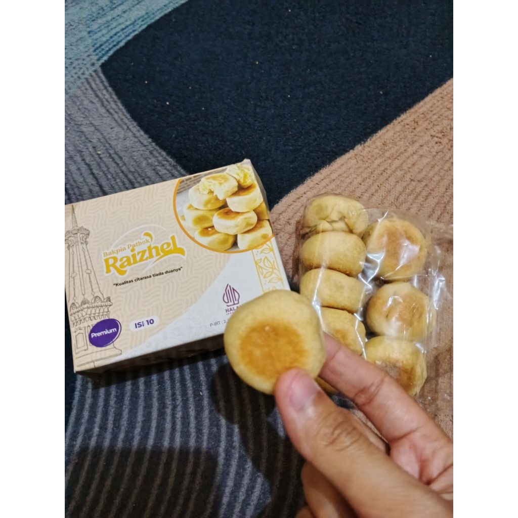 

[PAKET 3 BOX BAKPIA PATHOK] Bakpia Pathok Raizhel khas Jogja isi 10.