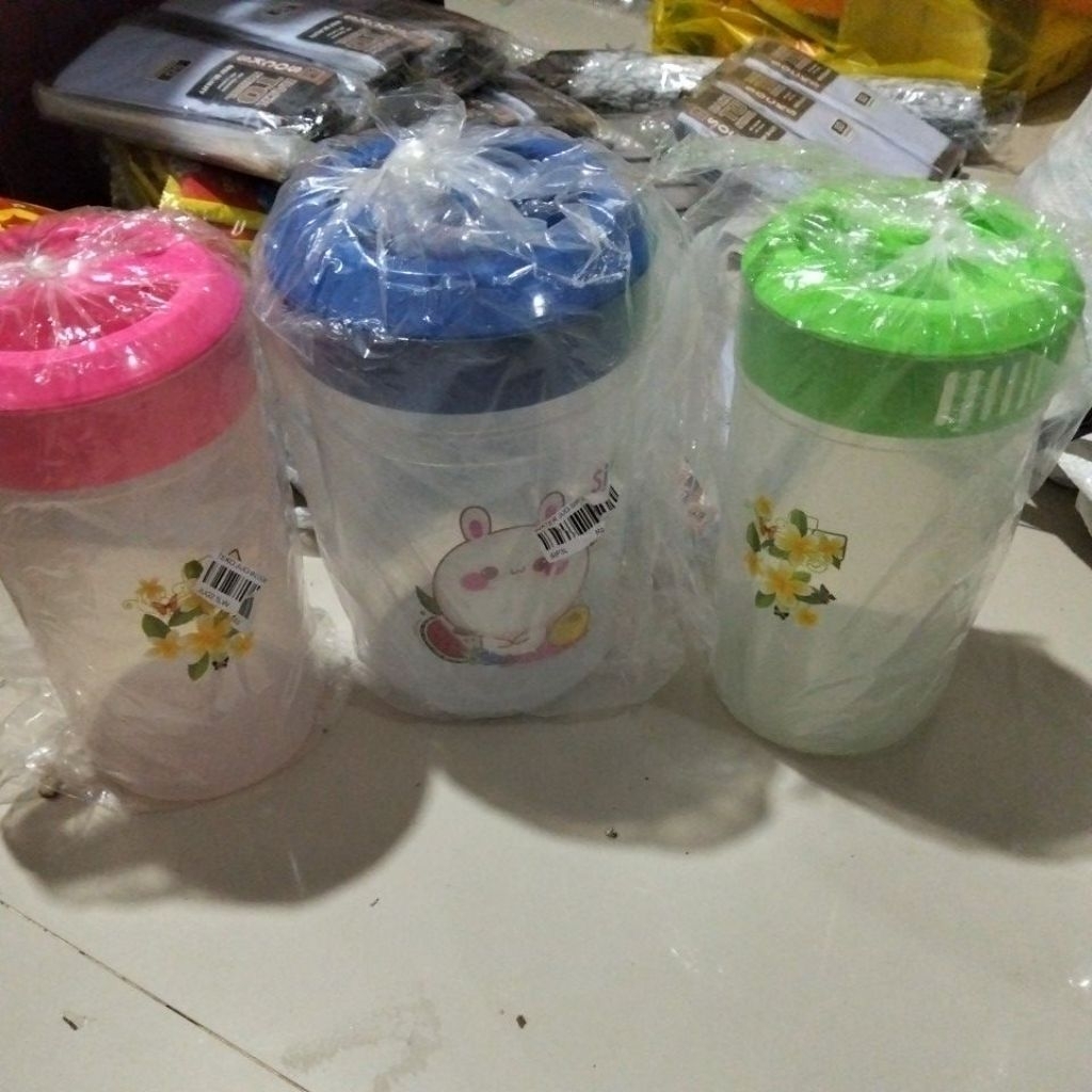teko plastik ukuran 2 liter& 3 liter