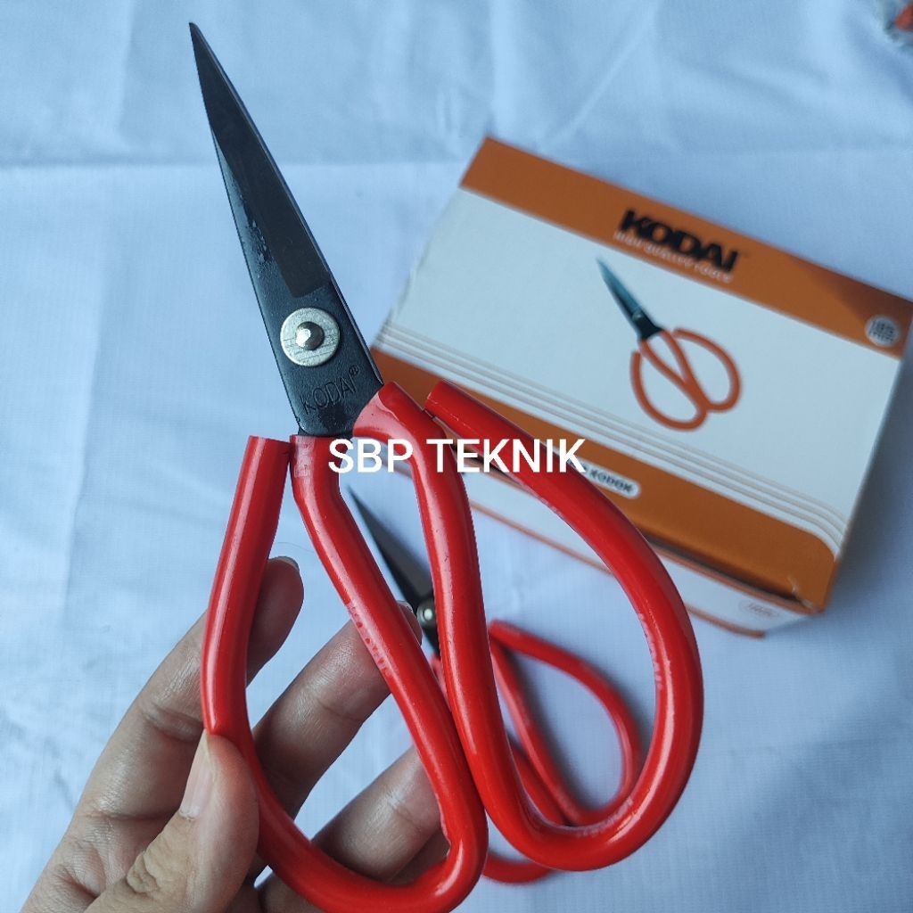 

12pcs Gunting Kodok / Gunting Kain Kodai 8inch