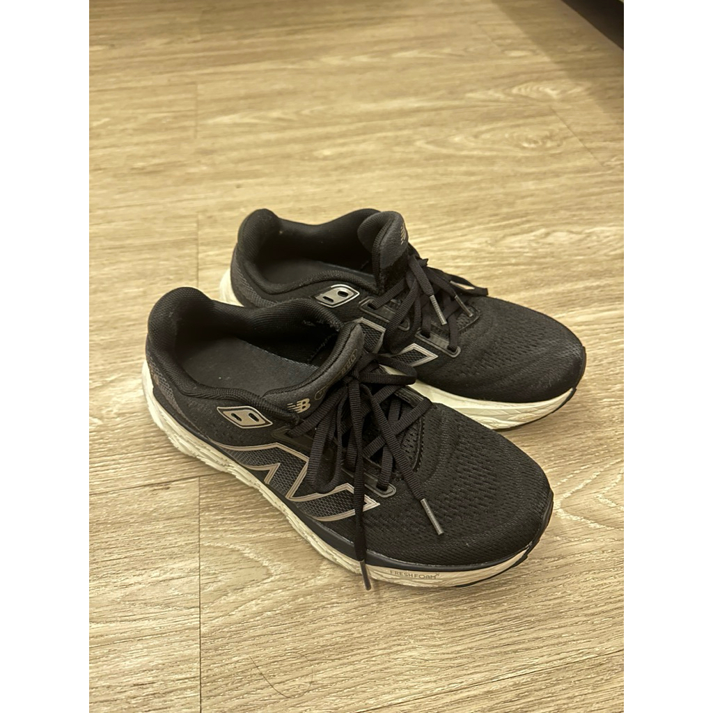 Sepatu Lari Pria New Balance Fresh Foam 880 V14