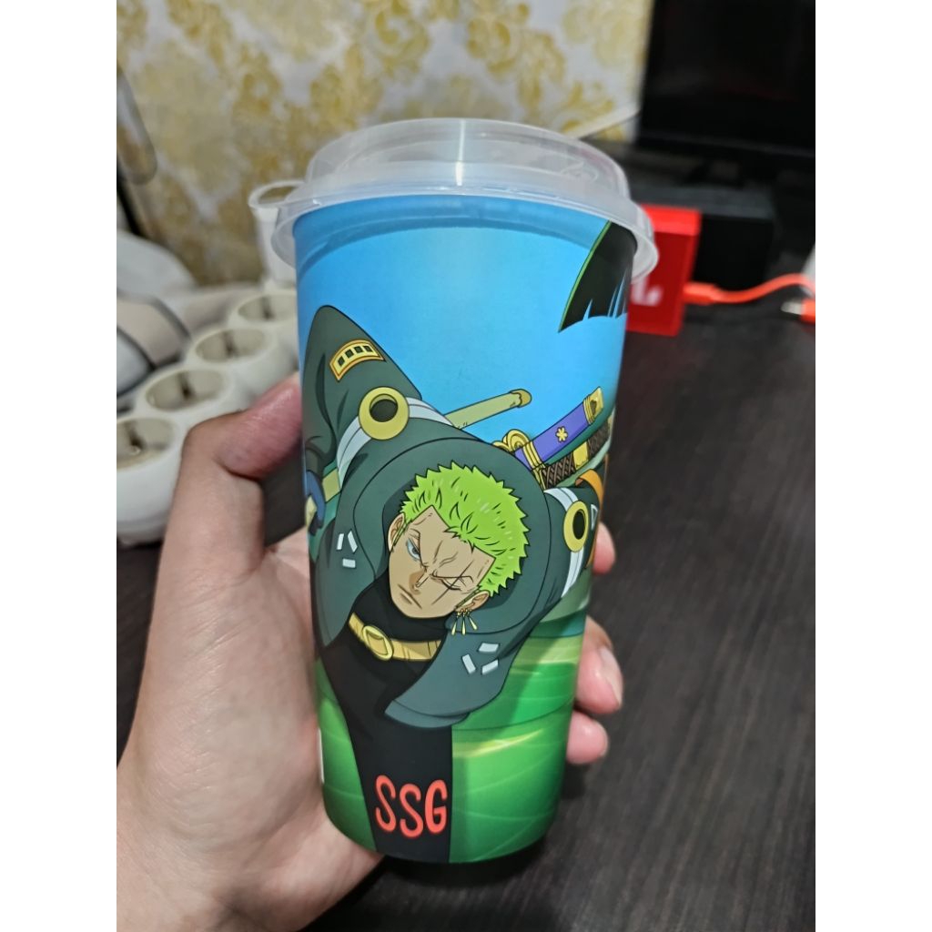 Cup one piece Egghead x lawson zorro