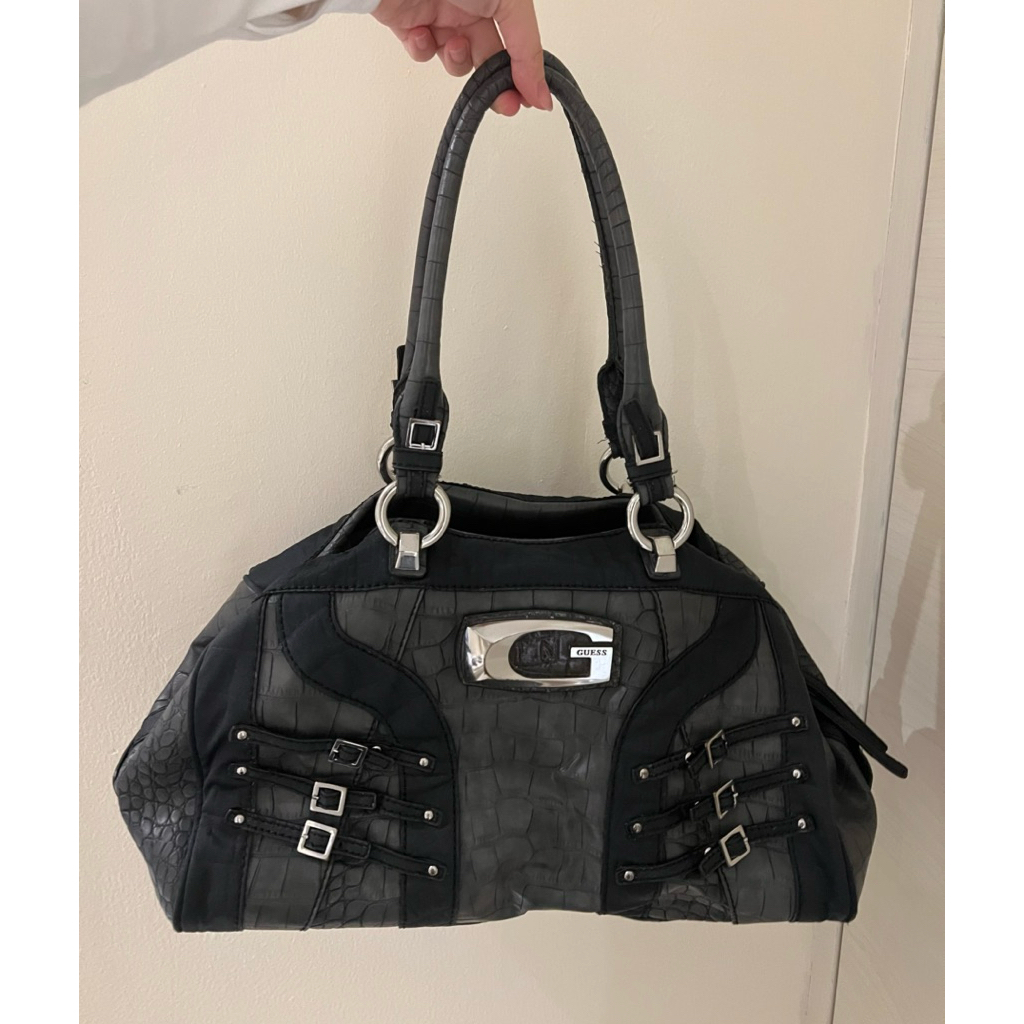 GUESS with beautiful  flower lining interior [vintage bag]