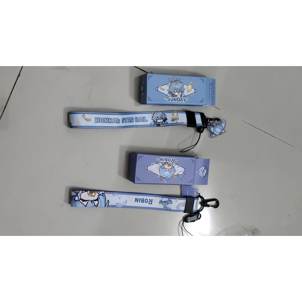 

OFFICIAL MERCHANDISE LANYARD SUNDAY LANYARD ROBIN