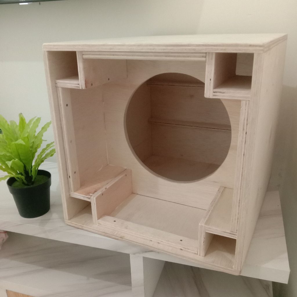 Box Speaker Planar 12 inch Single