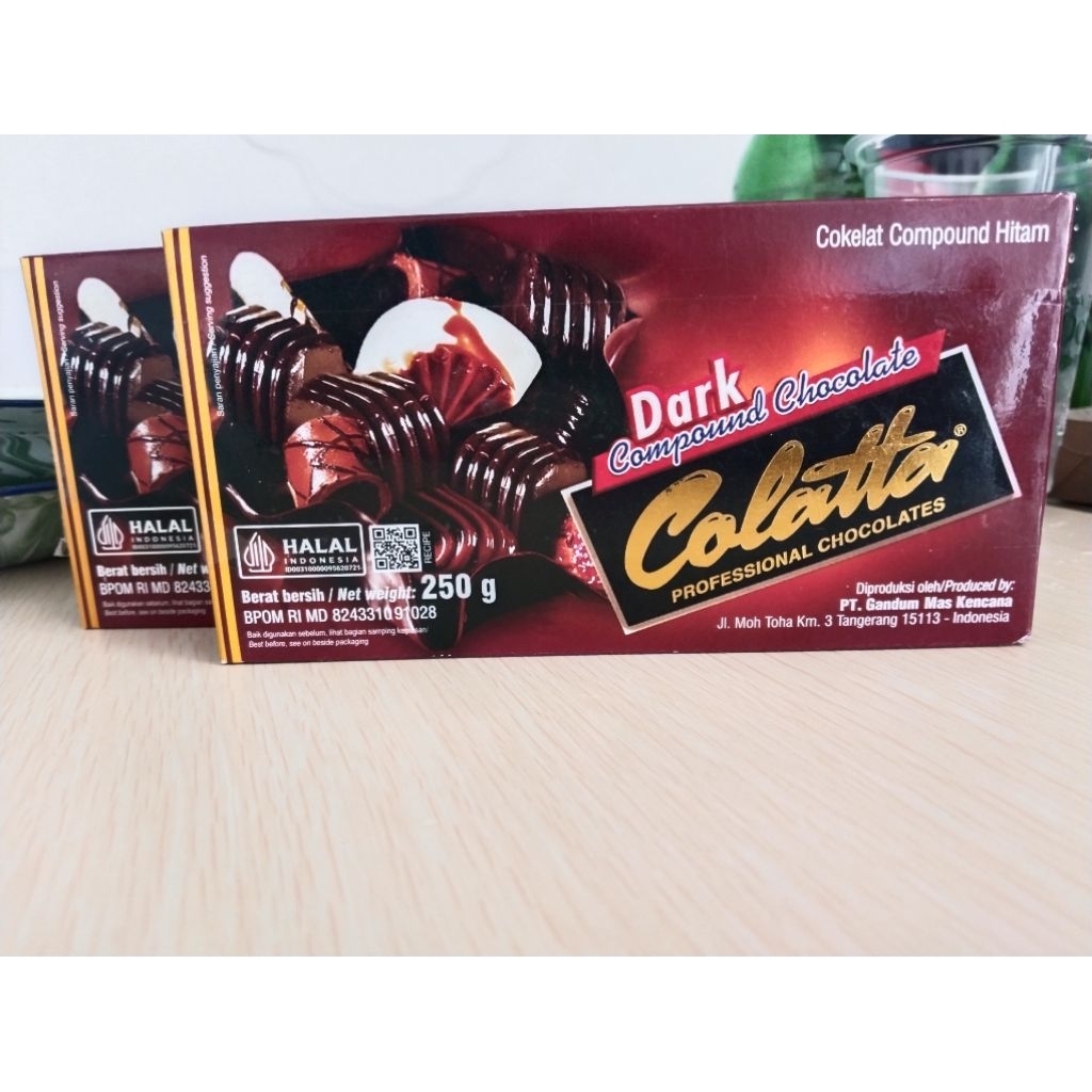 

COLATTA Dark Compound chocolate/ coklat batang 250 gram