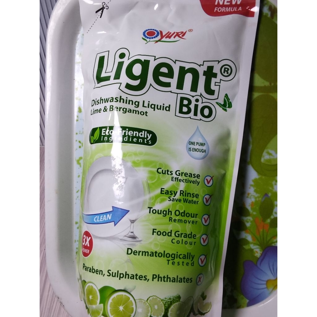 LIGENT- sabun cuci piring dengan extra aloevera