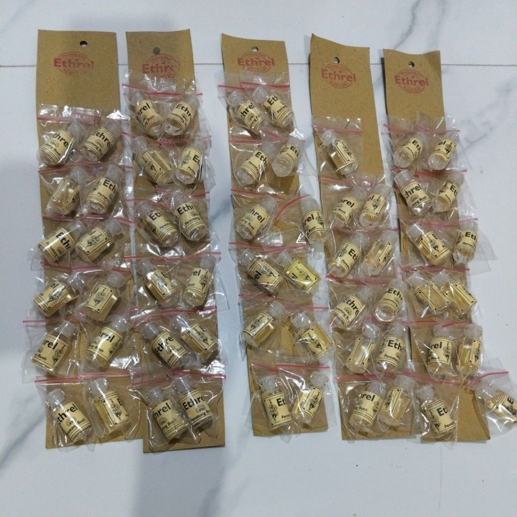 

ETHREL PEMASAK PISANG/KARBIT CAIR (1 RENCENG -12 Pcs)