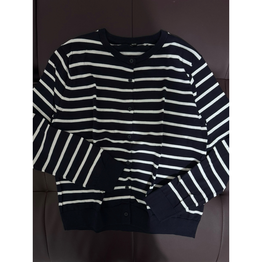 Original Uniqlo -  Stripe Cardigan UV Protection Crew Neck Wanita