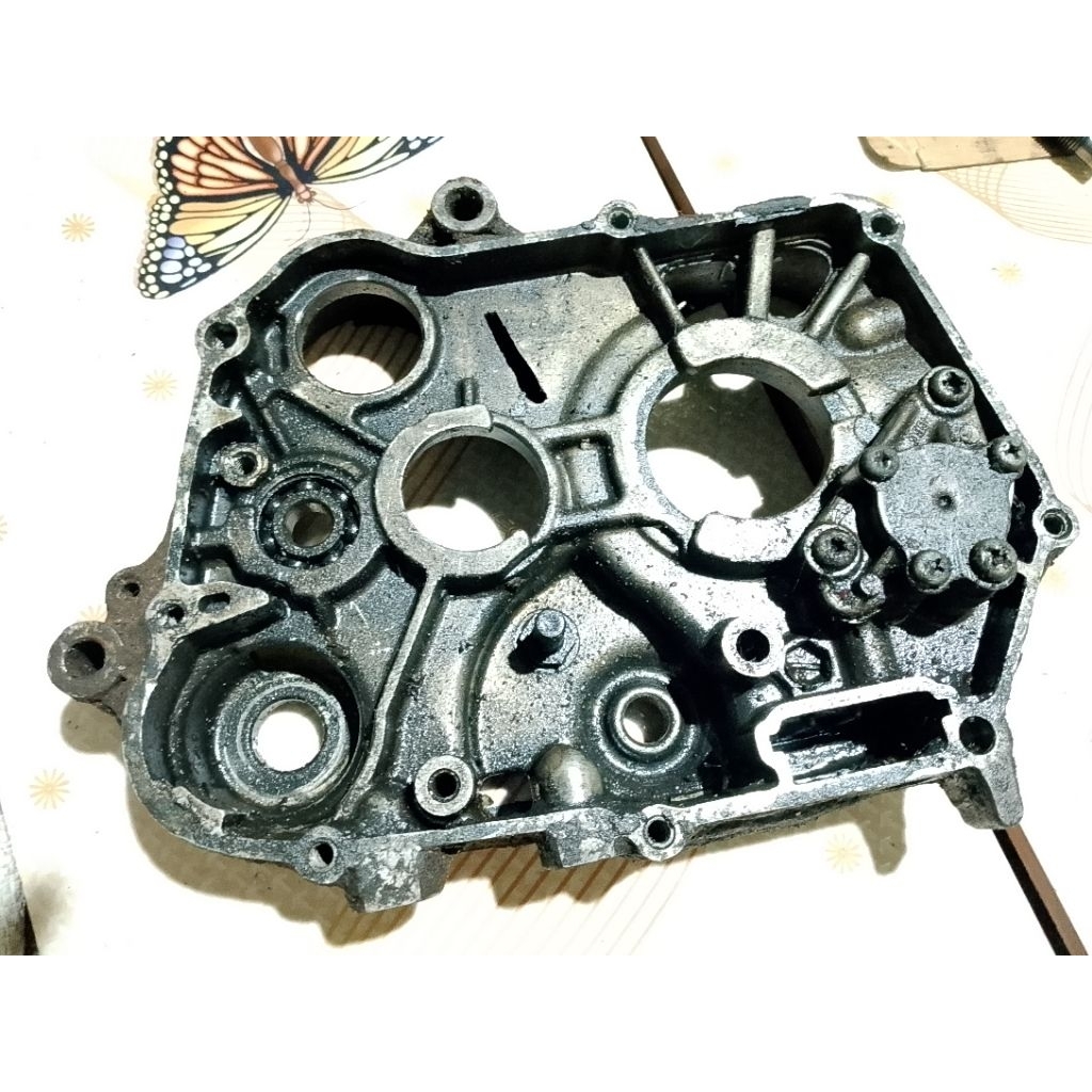 Krengkes kanan Grand Supra x 110 Mocin Crankcase Grand kanan Krengkes C series Astrea grand Supra x 
