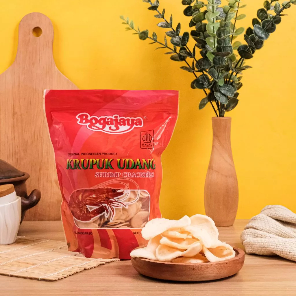 

Bogajaya Kerupuk Mentah Udang Merah Camilan Keluarga Nikmat Sehat Cocok Untuk Harian