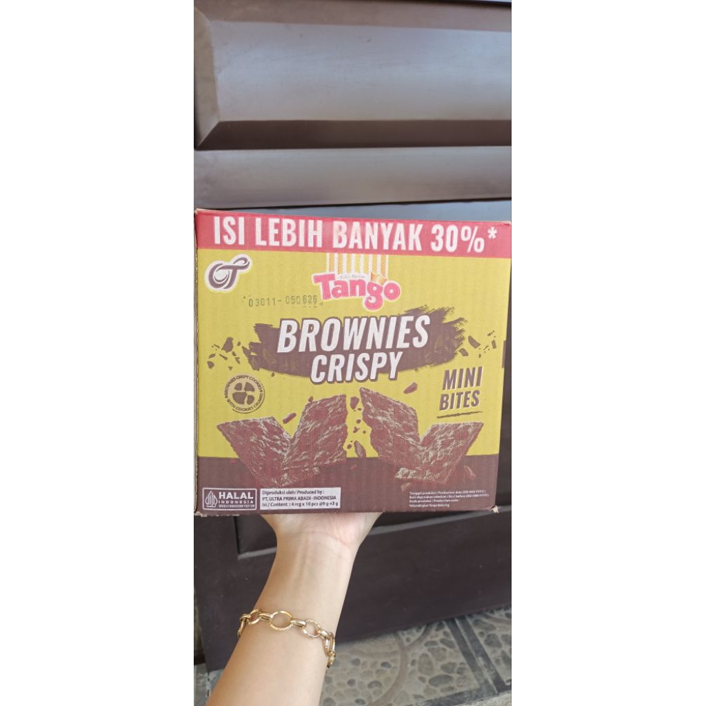 

1 karton TANGO BROWNIES CRISPY VIRAL MAMA LELA