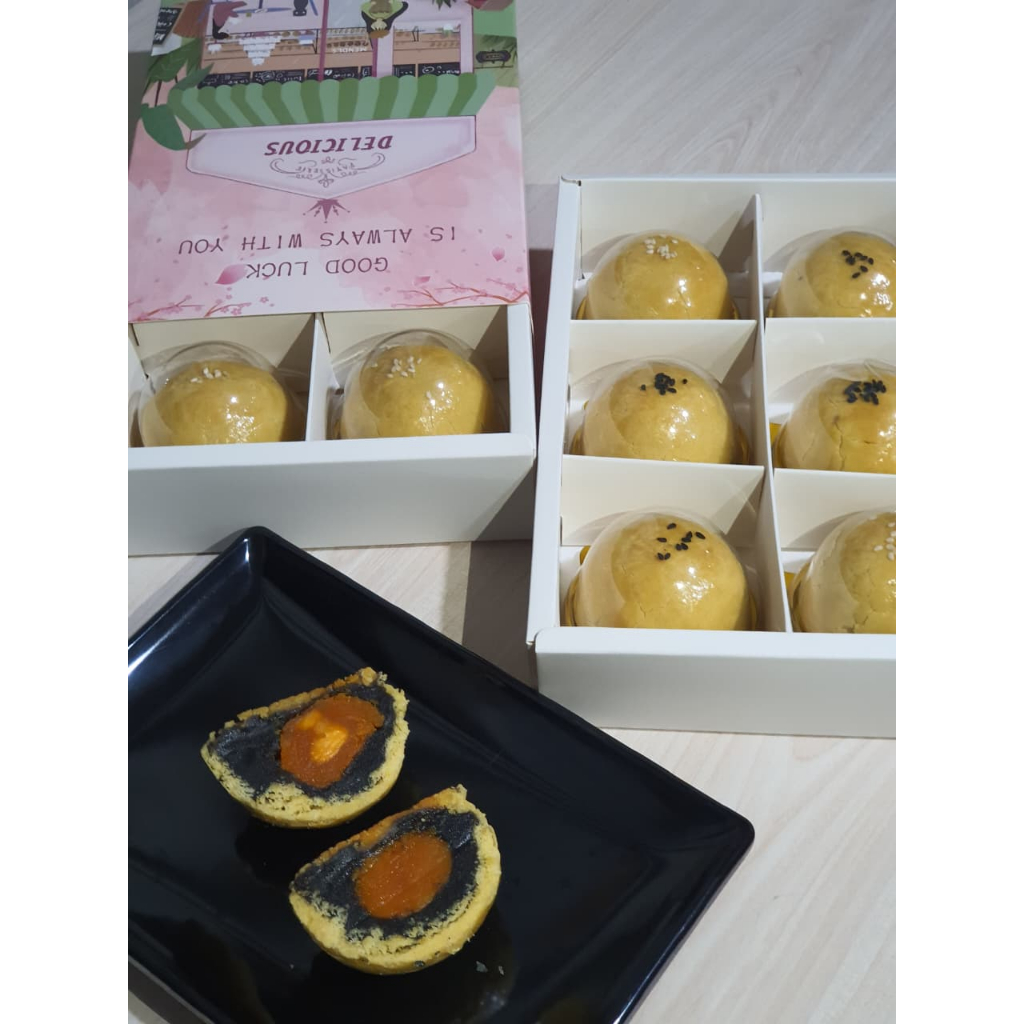 

Pia Telur asin Salted Egg Shanghai Moon Cake Bakery kue bulan