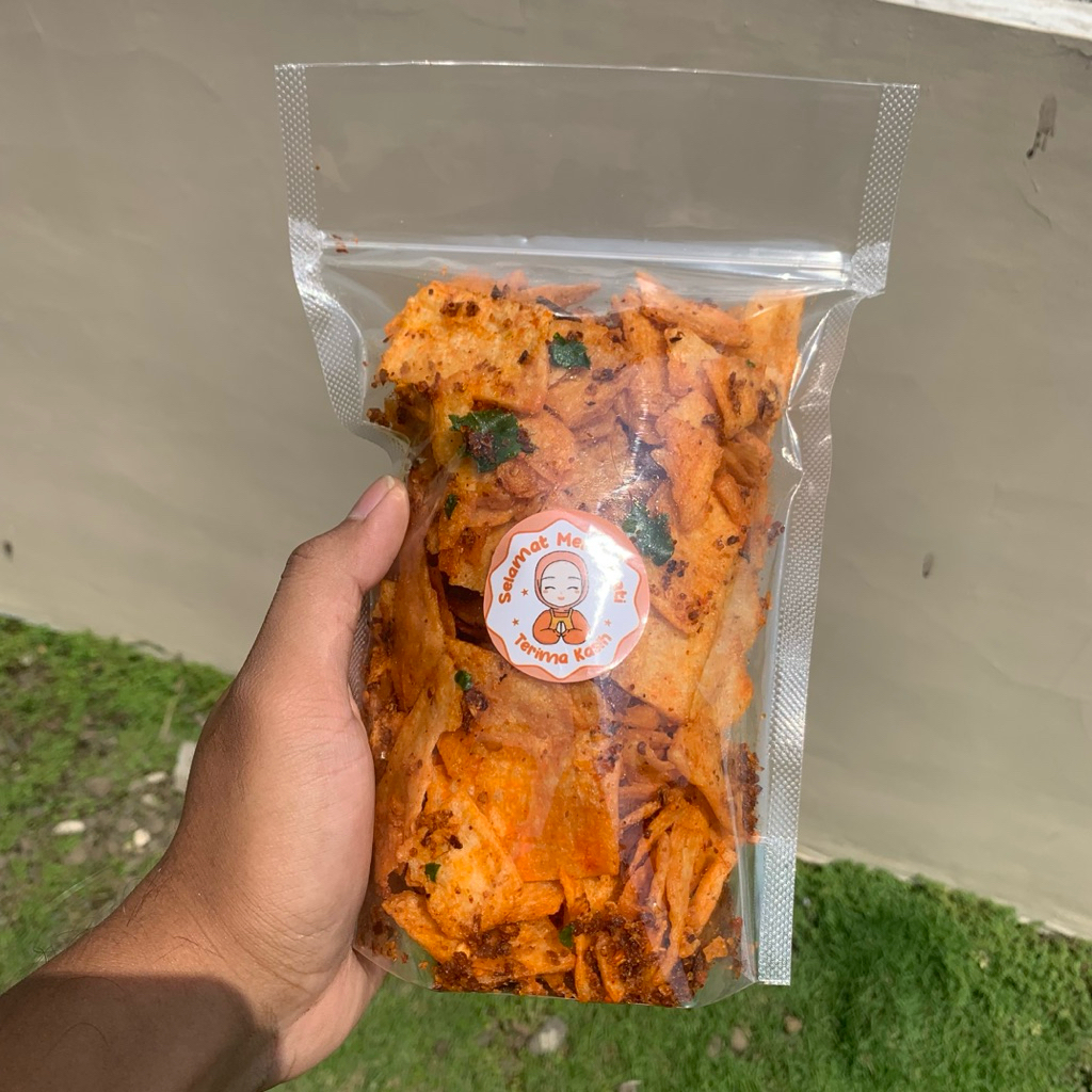 

Keripik Singkong Pedas Daun Jeruk Manggleng Singkong Enak Gurih Balung Kethek Pedas