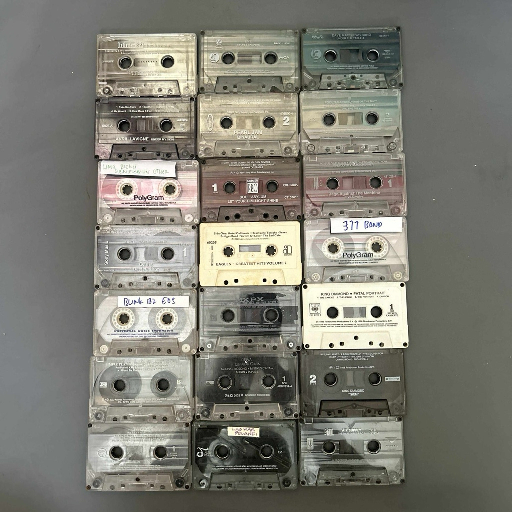 kaset pita tanpa cover OASIS BLINK 182 PEARL JAM LIMP BIZKIT GENESIS KING DIAMOND RAGE AGAINST THE M