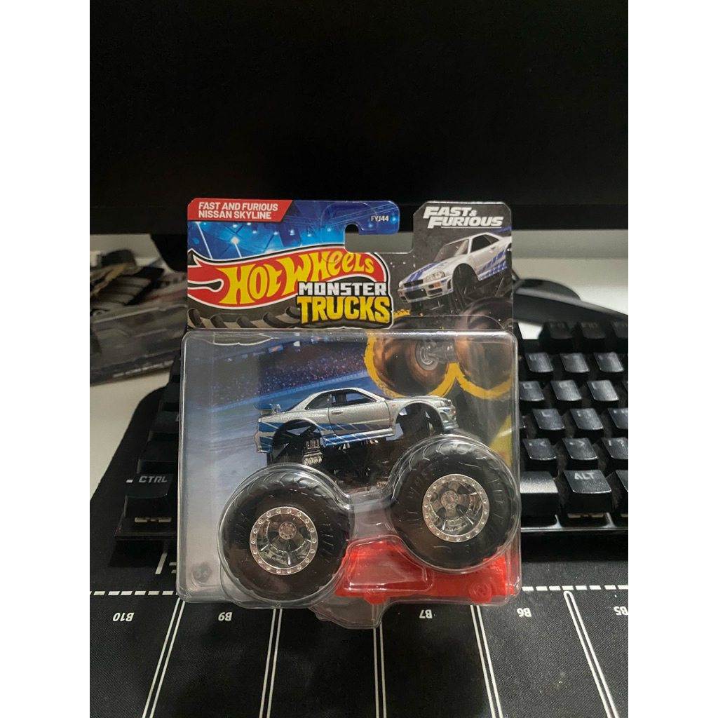 Hotwheels Monster Truck Nissan Skyline R34 FF