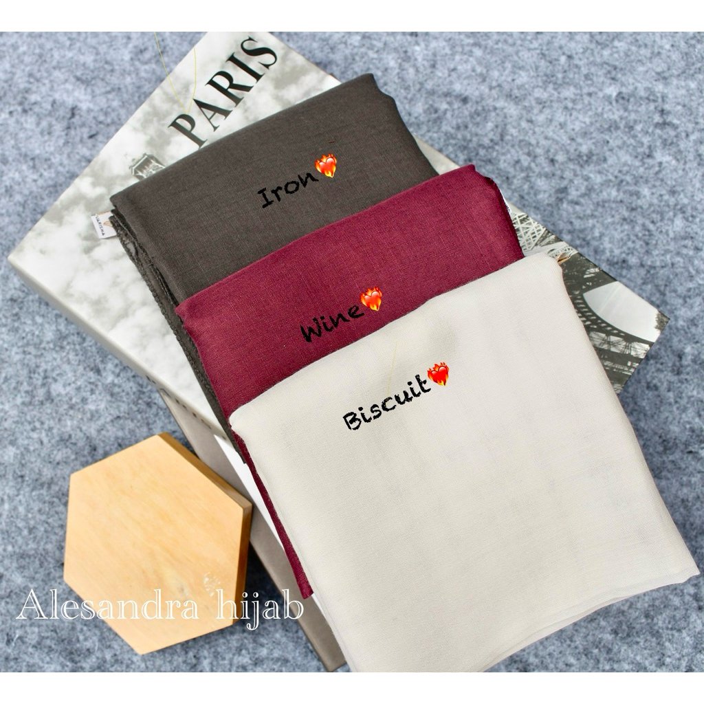 PARIS JADUL VARISHA SEGI EMPAT/Hijab Segi Empat Paris Jadul Polos VARISHA/Jilbab paris jadul varisha
