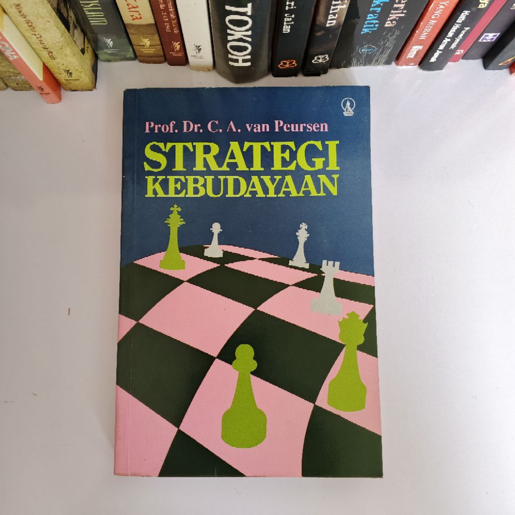 STRATEGI KEBUDAYAAN - Prof. Dr. C. A. Van Peursen