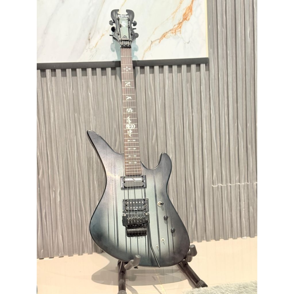 Schecter synyster gates custom S satin dark earth burst