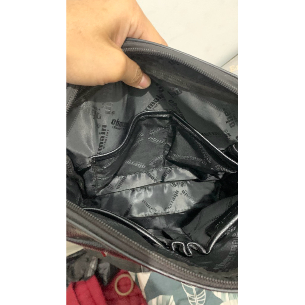 Tas selempang OBERMAIN second ori