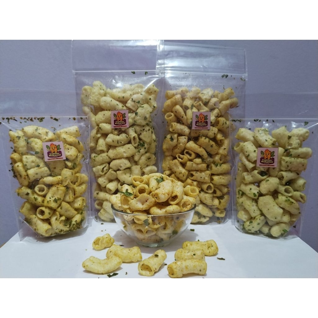 

kerupuk makaroni daun jeruk